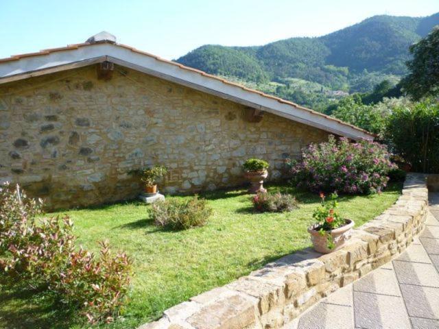 Agriturismo Casa Belvedere Bacchereto Екстер'єр фото